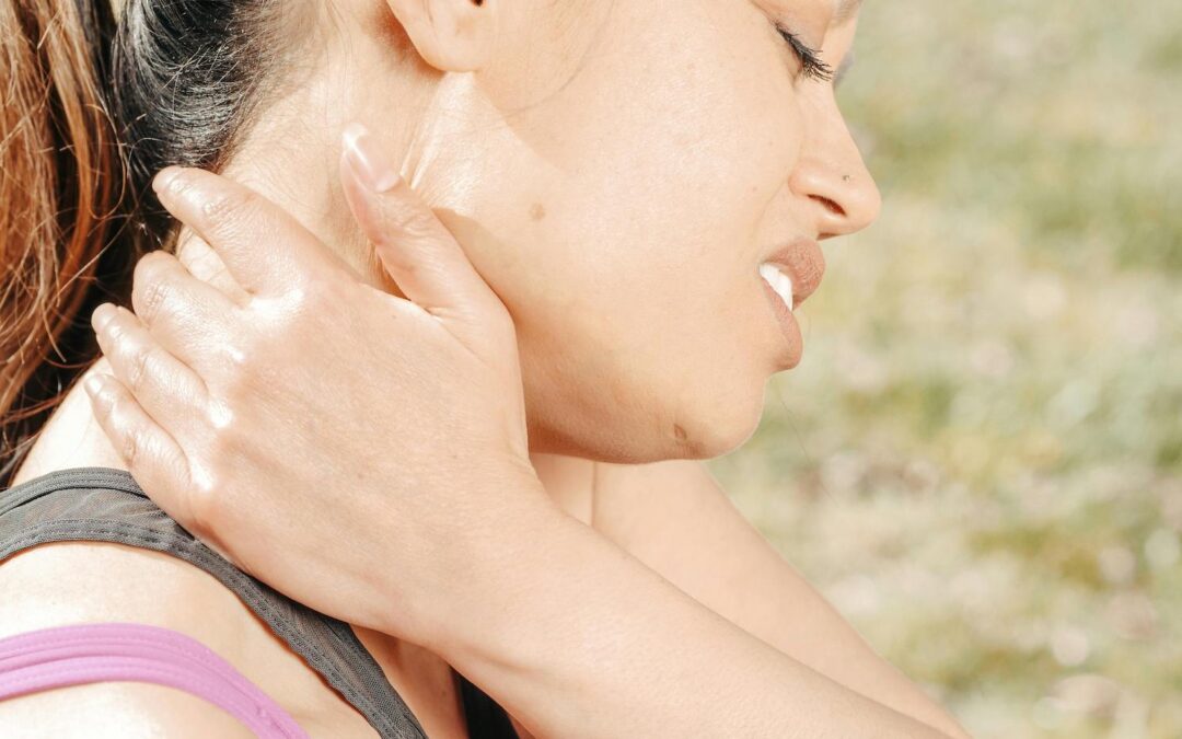 stretches that help whiplash pain